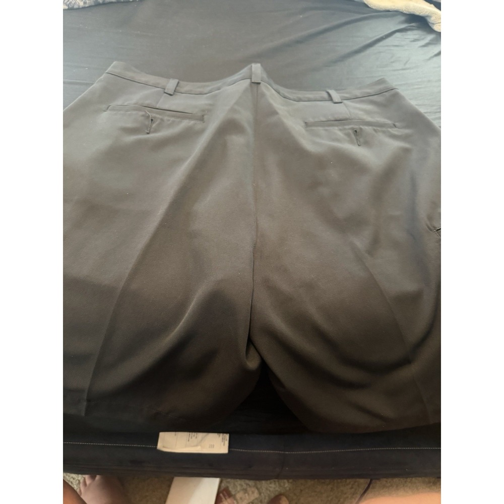 PGA Tour Golf Mens Size 38 Black Polyester Golf Shorts - Picture 3 of 3